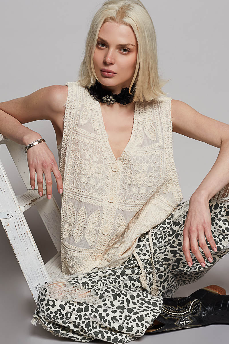 BEIGE CROCHET AND EMBROIDERED TOP VEST O/S