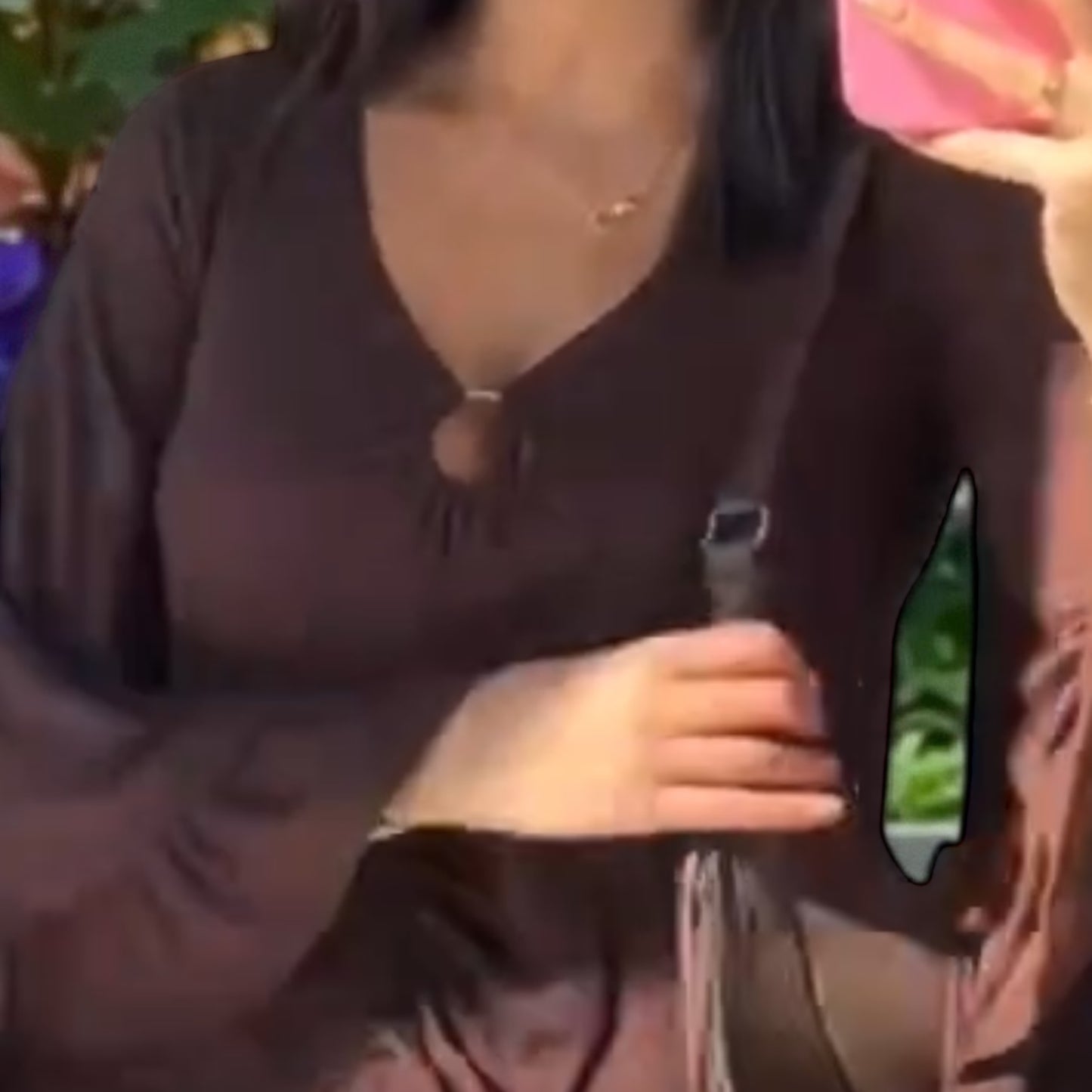 VAVA ANAIIS BELL SLEEVE RING TOP IN CHOCOLATE BROWN