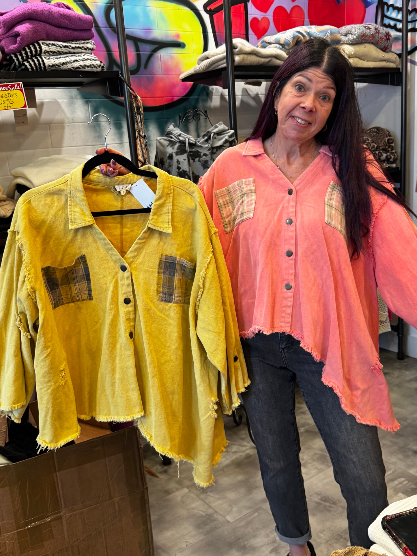 PLAID POCKET ASYMETRICAL TOP IN PINK OR YELLOW