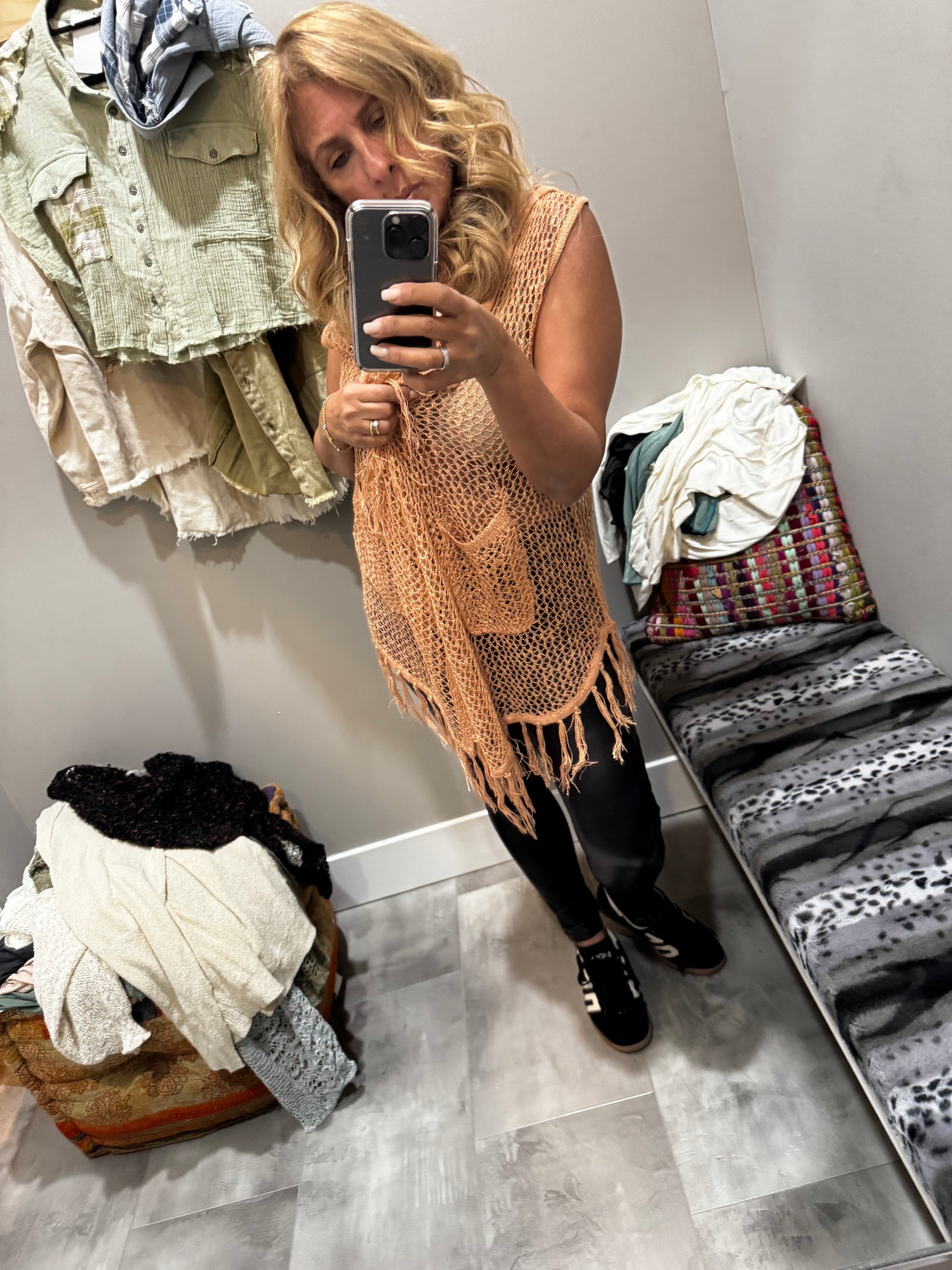 PEACH FRINGE OPEN KNIT CARDI