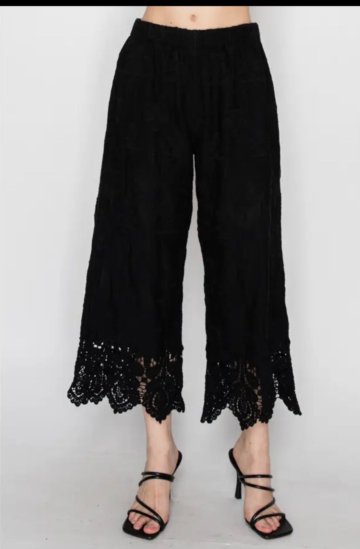EMBROIDERED LACE WIDE LEG PANTS IN BLACK