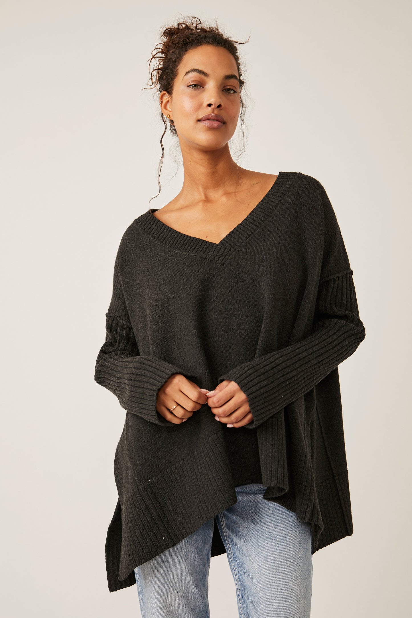 FREE PEOPLE ORION A LINE TUNIC IN CARBON