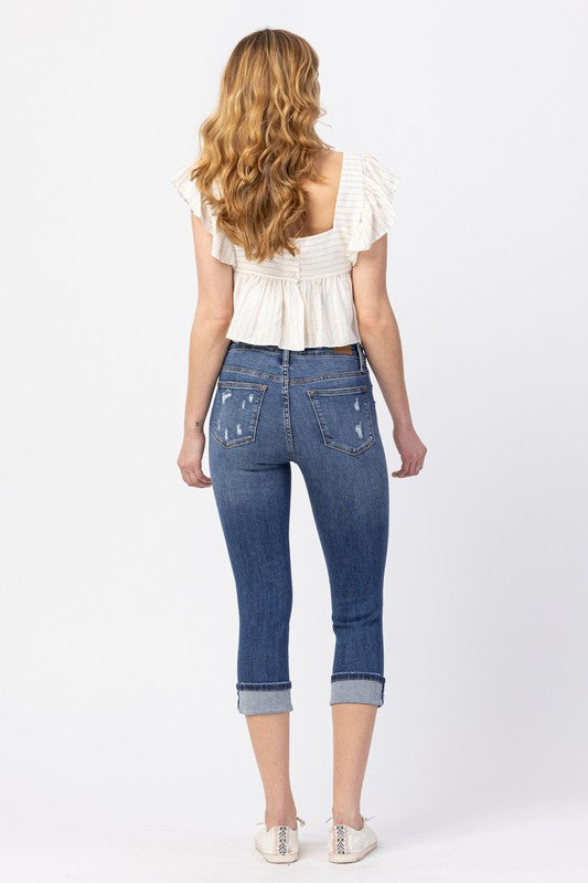 JUDY BLUE Mid Rise Cuffed Distressed Capri