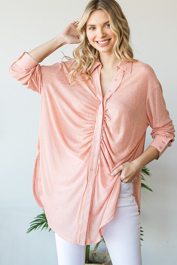 SHIRRING BUTTON FRONT KNIT SHIRT IN CORAL