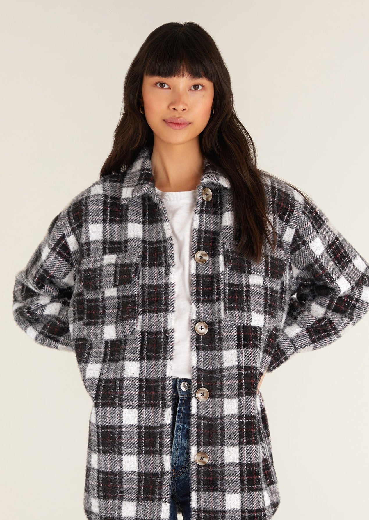 Z SUPPLY FLANNEL TRUCKER JACKET IN KHAK/BROWN AND WHITE/BLACK