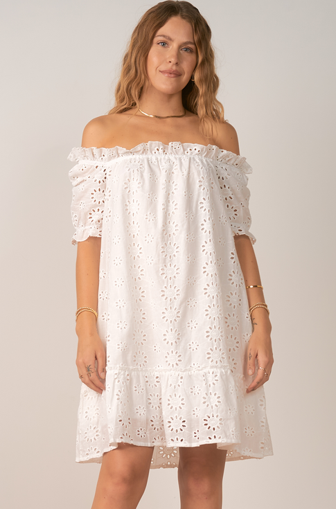 ELAN S22 WHITE Dress S/S Scoop Nk