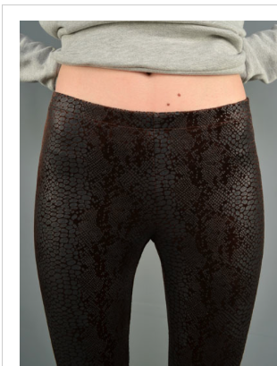 BROWN TEXTURED REPTILE LEGGINGS