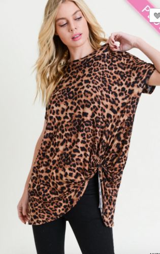 PLUS SIZE LEOPARD PRINT TOP
