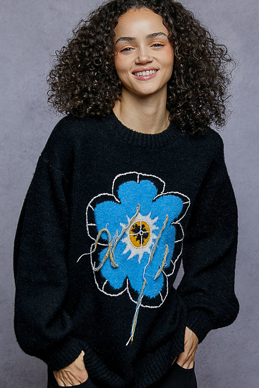 FLORAL PATTERN STICHED BLACK SWEATER