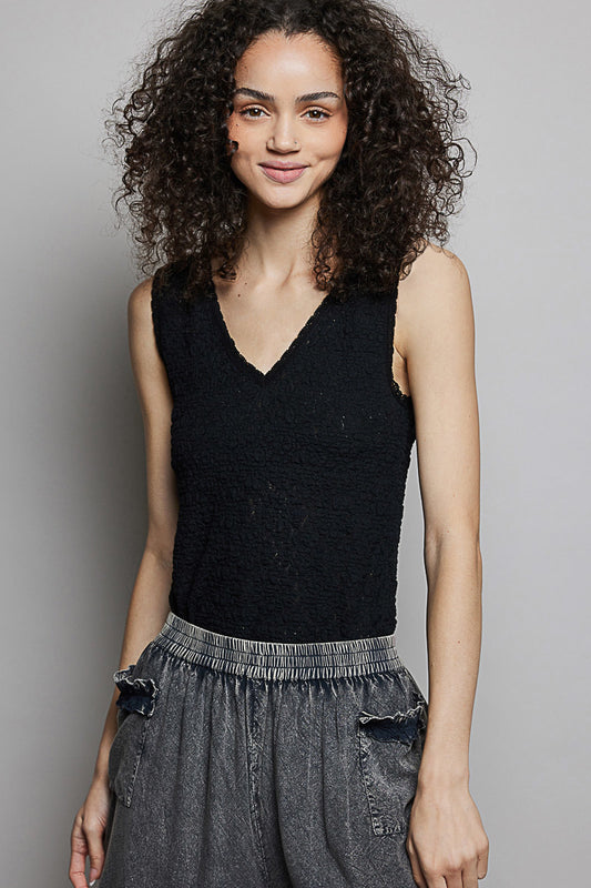 LACE SLIM FIT TANK IN BLACK