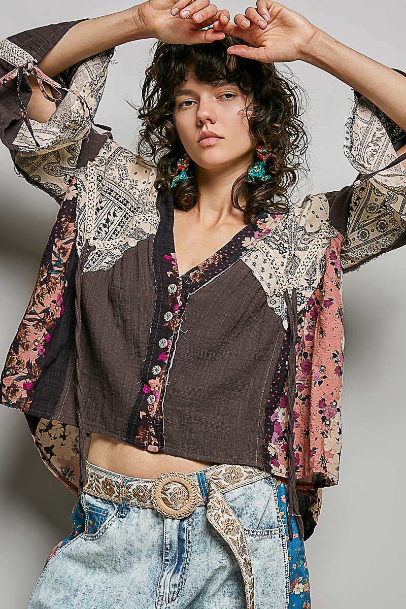CHARCOAL GAUZE, FLORAL BUTTON DOWN VINTAGE WASH TOP