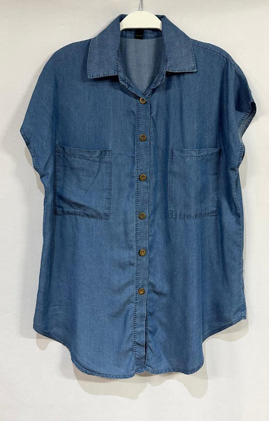 SHORT SLEEVE BUTTON DOWN SHIRT WITH CHEST POCKET IN DENIM