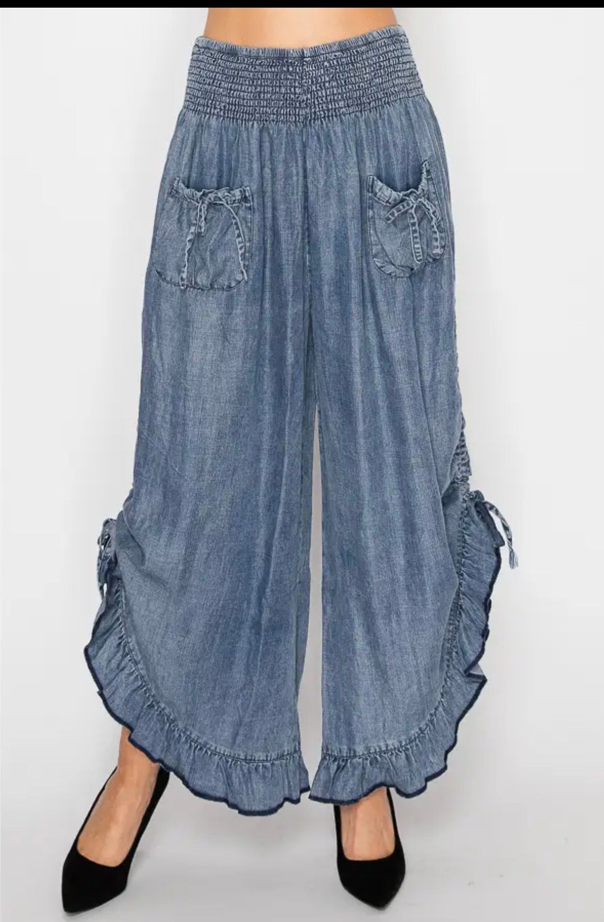 Chambray  ruffle him Pant
