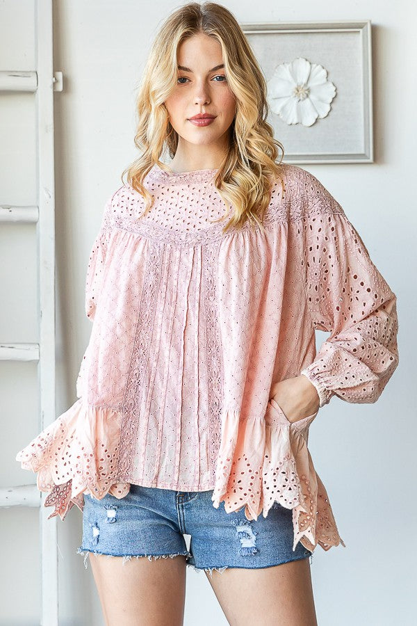 WASHED EYELET BLOUSE IN DUSTY PINK