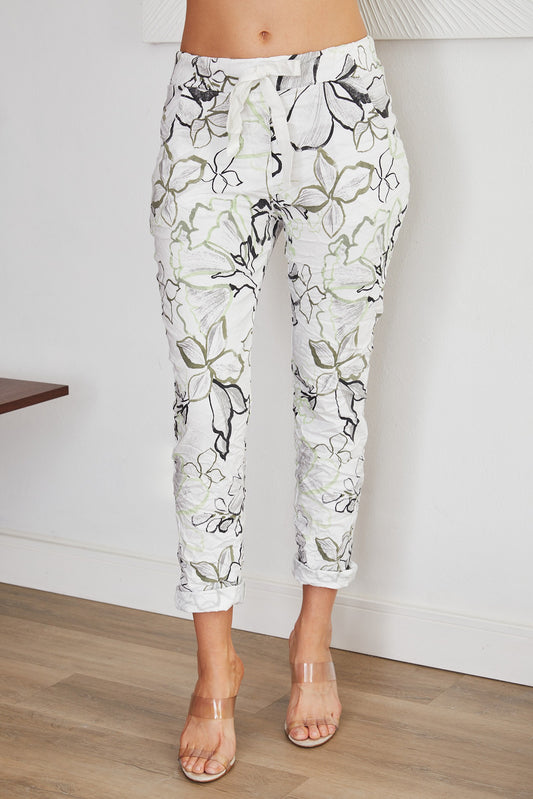 ART FLORAL PRINT CRINKLE JOGGER PANTS IN WHITE FLORAL