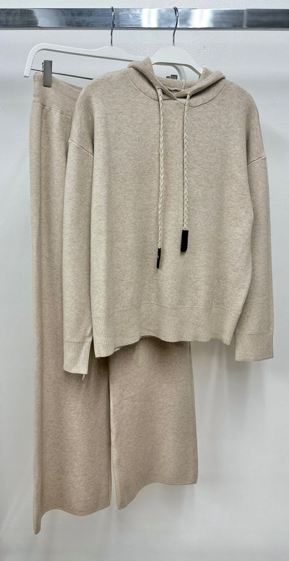 KNIT HOODED SWEATER AND DRAWSTRING WIDE LEG PANTS IN BLACK, BEIGE, GREY AND OATMEAL O/S