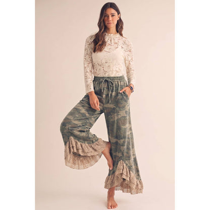 Vintage Lace Infused Couture Elastic Waist Pants In CAMO