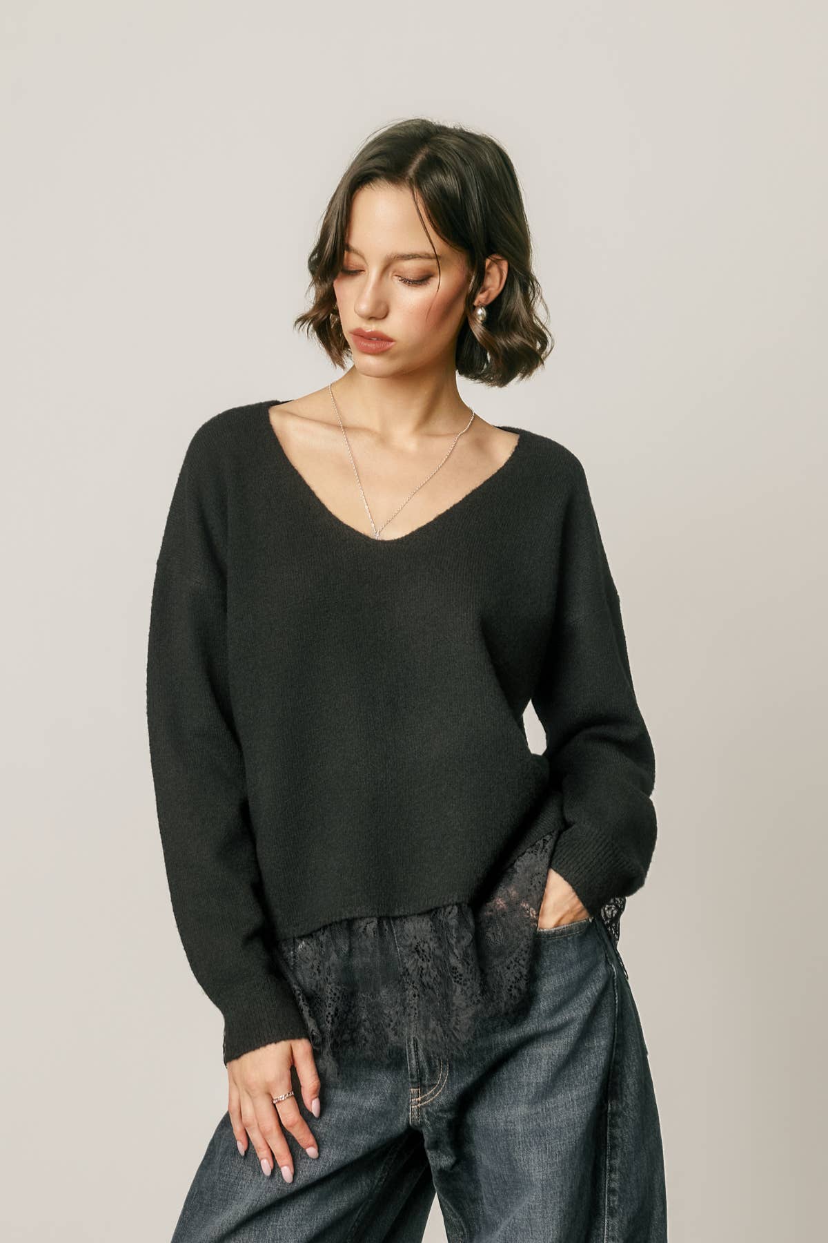 Lace Hem V-Neck Relaxed Sweater