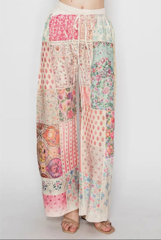 FLORAL PATCHED PANTS