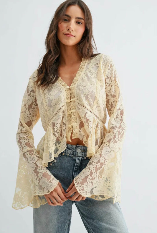 LACE TOP WITH FLARED ARMS IN NATURAL