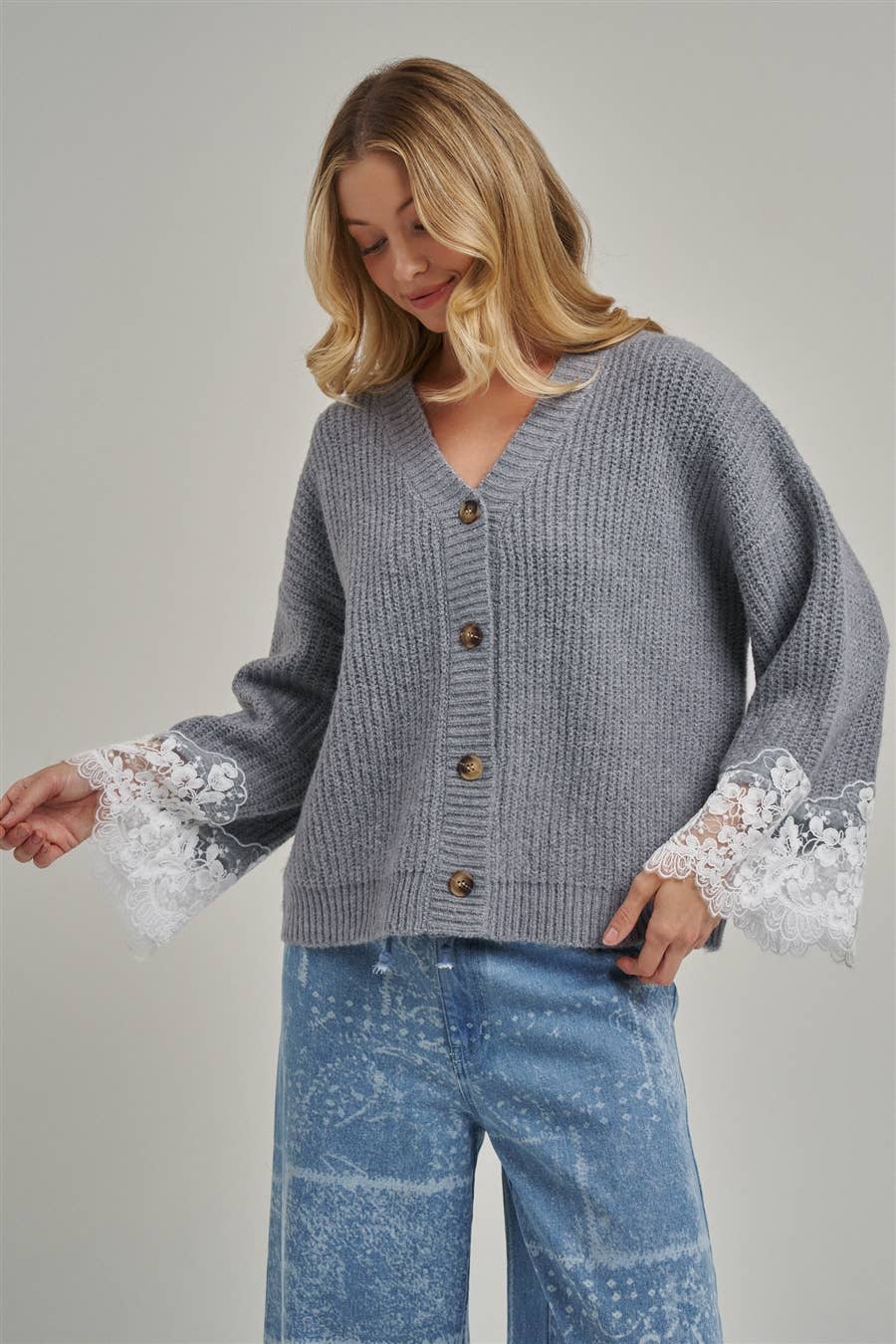LOOSE FIT SOFT V NECK SWEATER CARDIGAN WITH LACE