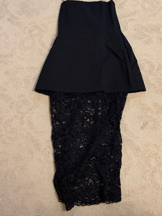BLACK PEPLUM LACE DRESS