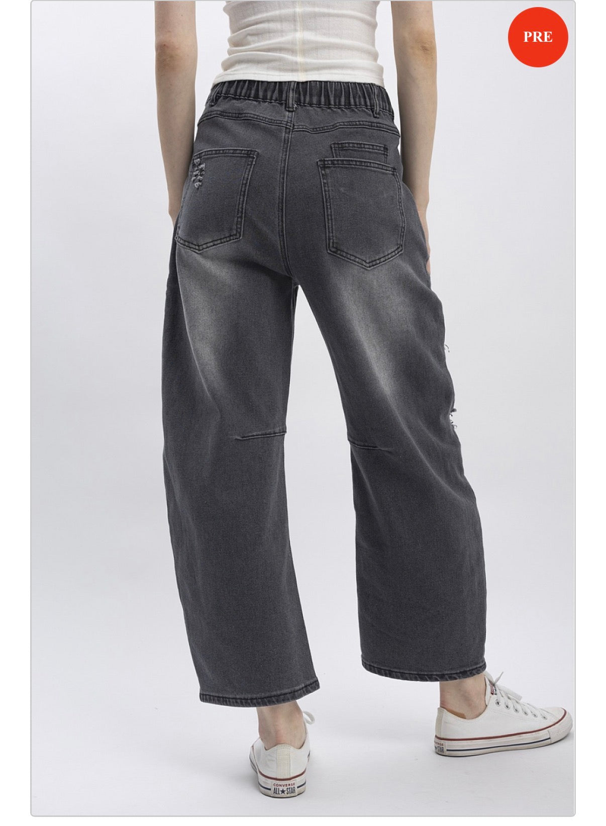 BLACK WASHED DISTRESSED BARREL JEAN