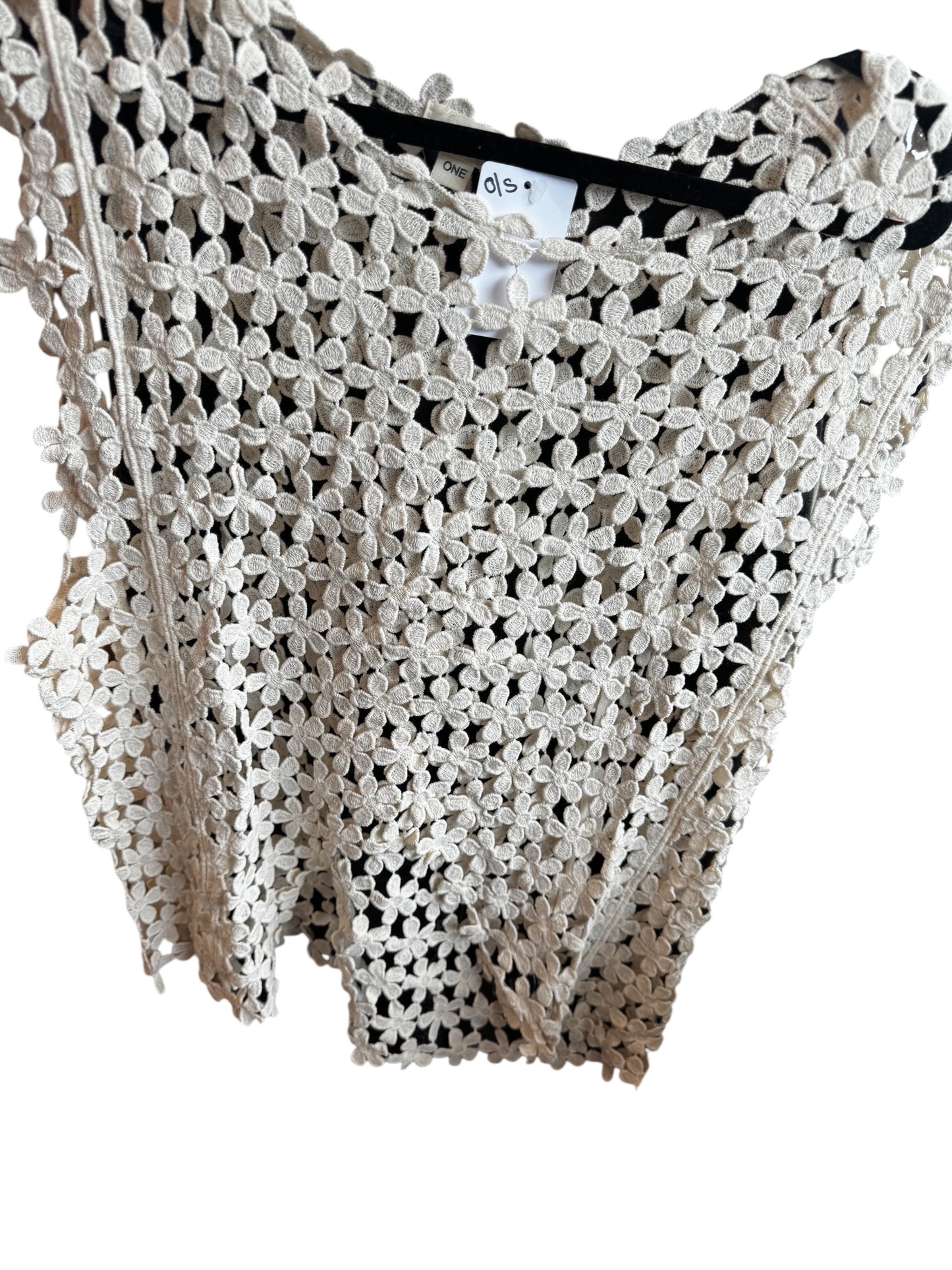 NATURAL CROCHET FLORAL PATTERN TOP O/S