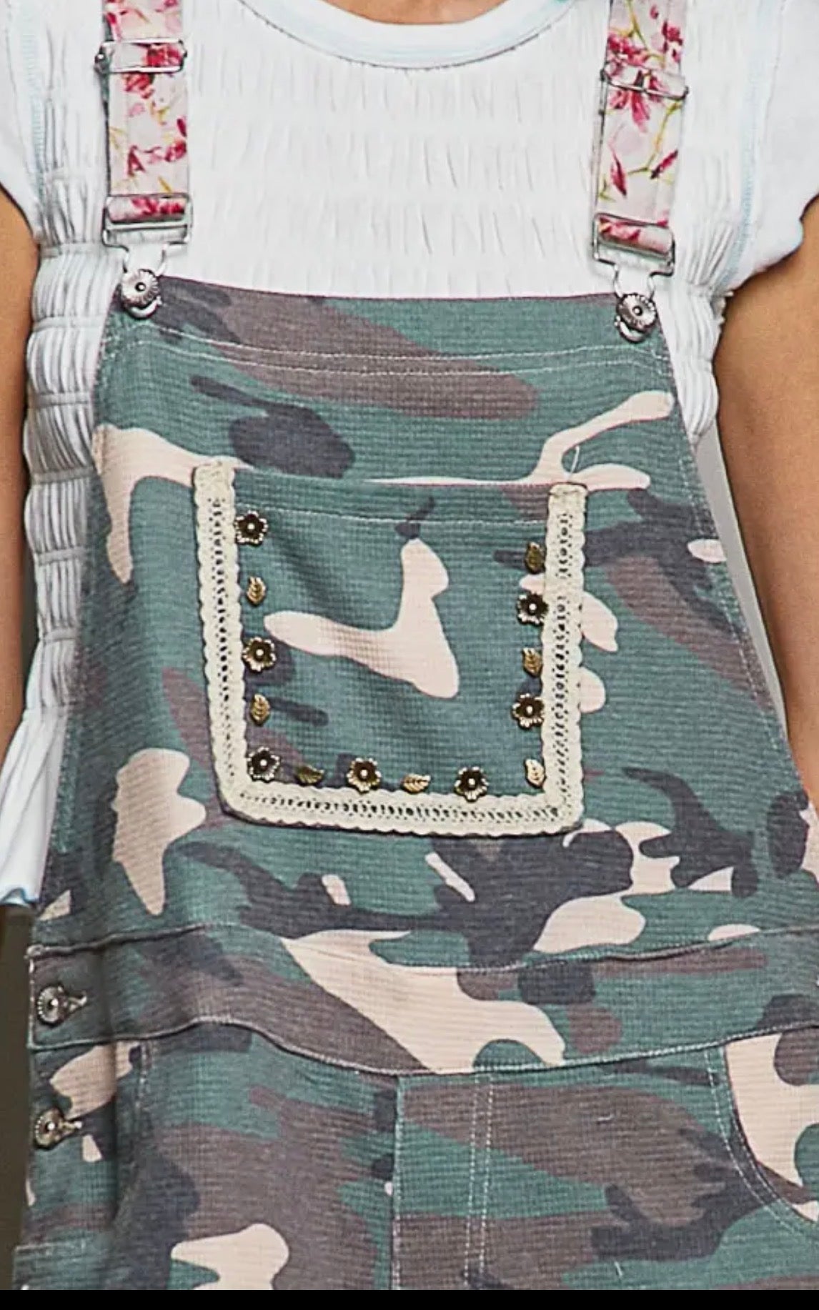 Camouflage vintage washed studded overalls ￼