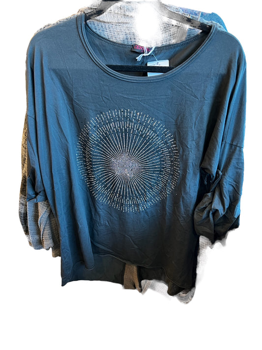 STARBURST ONE SIZE TOP IN CHARCOAL ONE SIZE