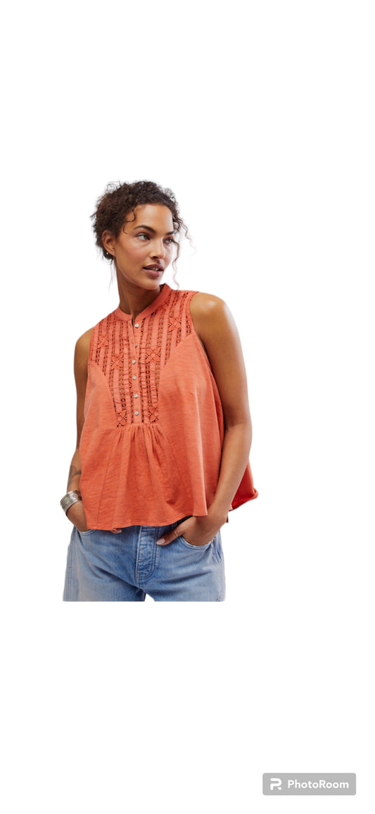 FREE PEOPLE SUNKISSED TOP IN RED MANGO