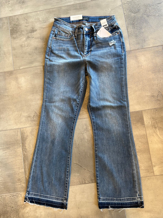 JUDY BLUE CROPPED BOOT CUT