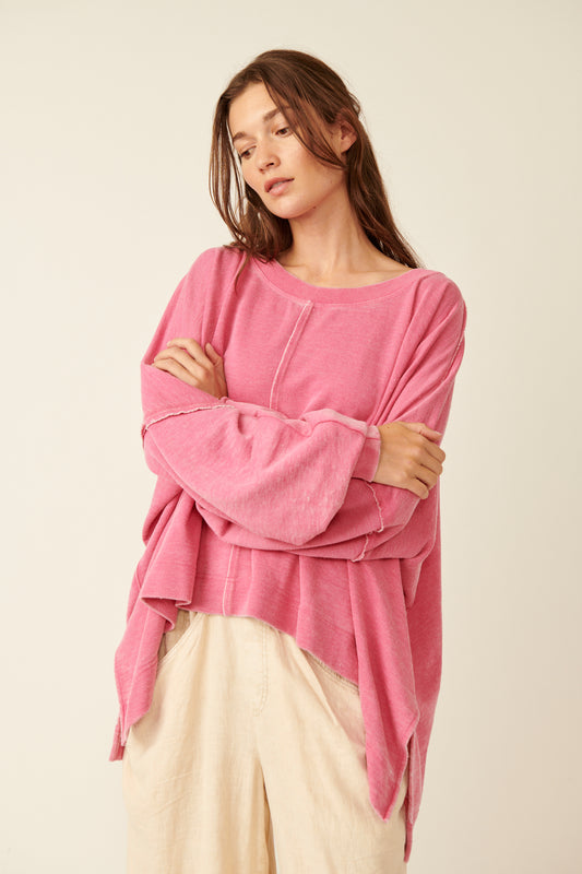 FREE PEOPLE DAISY SWEATSHIRTIN DRAGON FRUIT SORBET