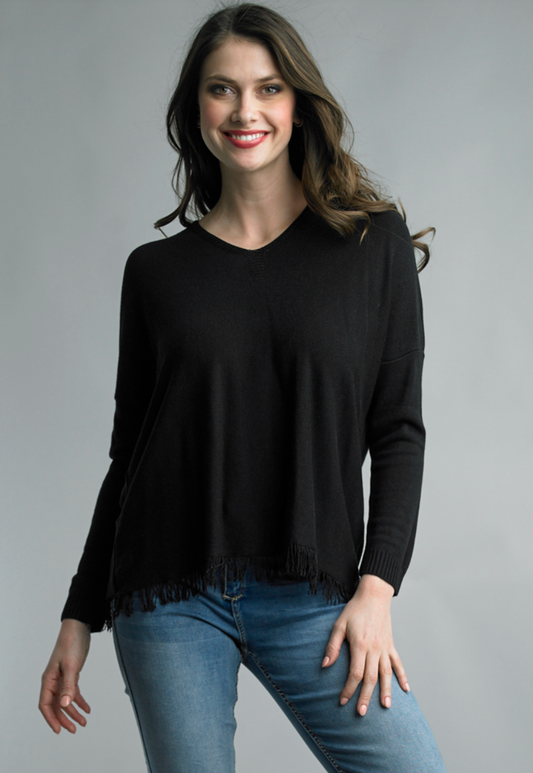 BLACK FRINGE VNECK TOP