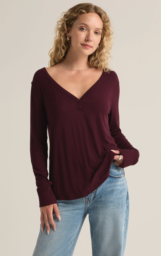 Z SUPPLY Elton Rib Top IN BERRY WINE