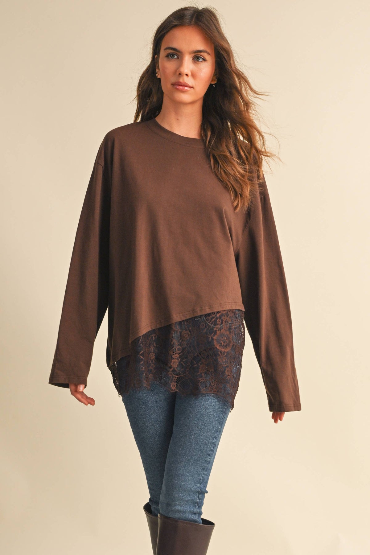 ASYMETRIC OVERLAY LACE LONG SLEEVE CREW NECK TOP