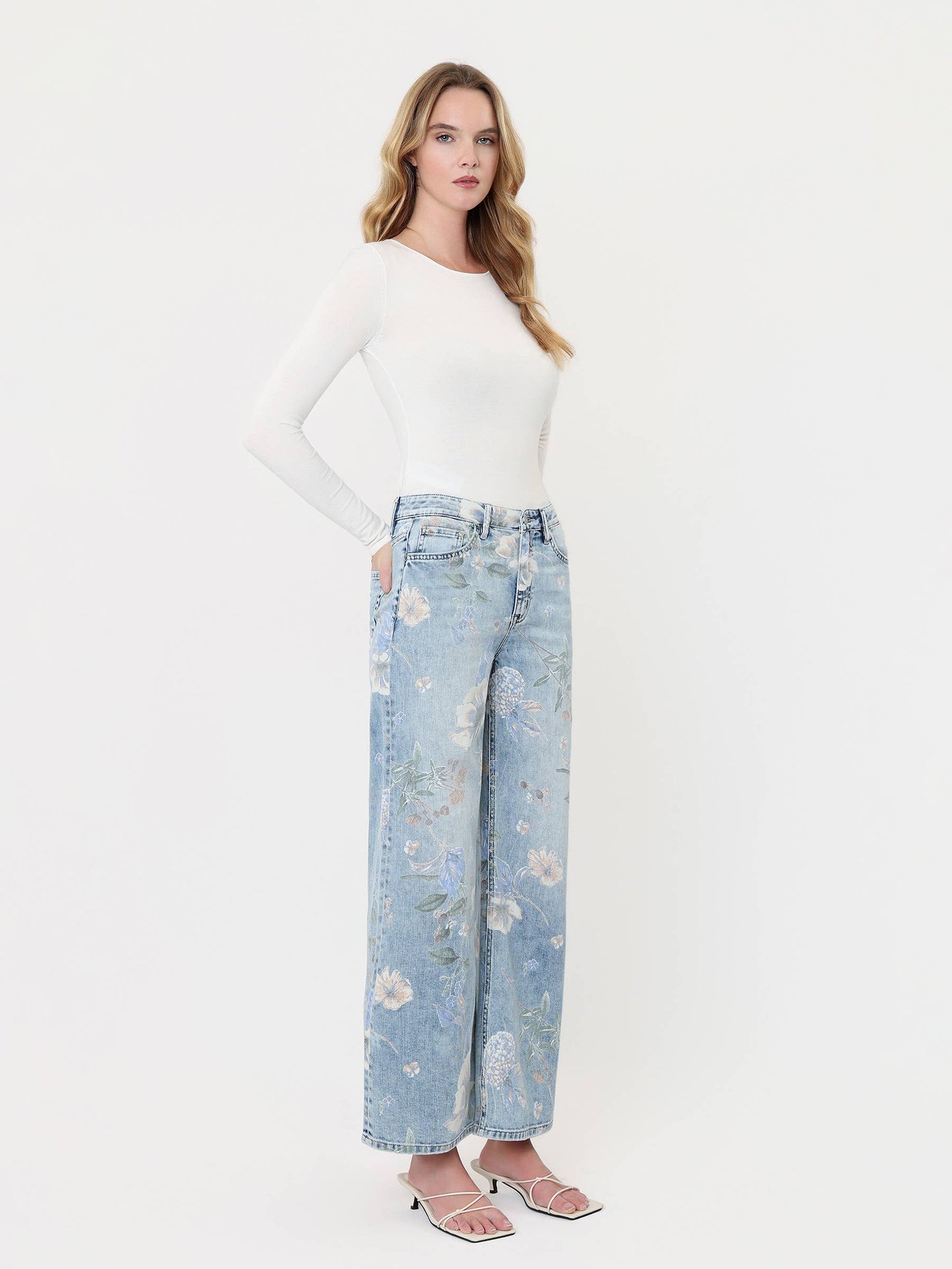 VERVET SUPER HIGH RISE FLORAL EXTREME VINTAGE FLARE JEANS