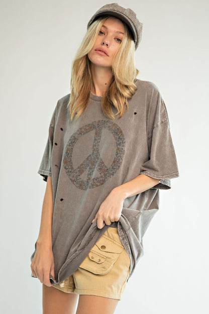 PEACE SIGN PRINTED WASHED TEE