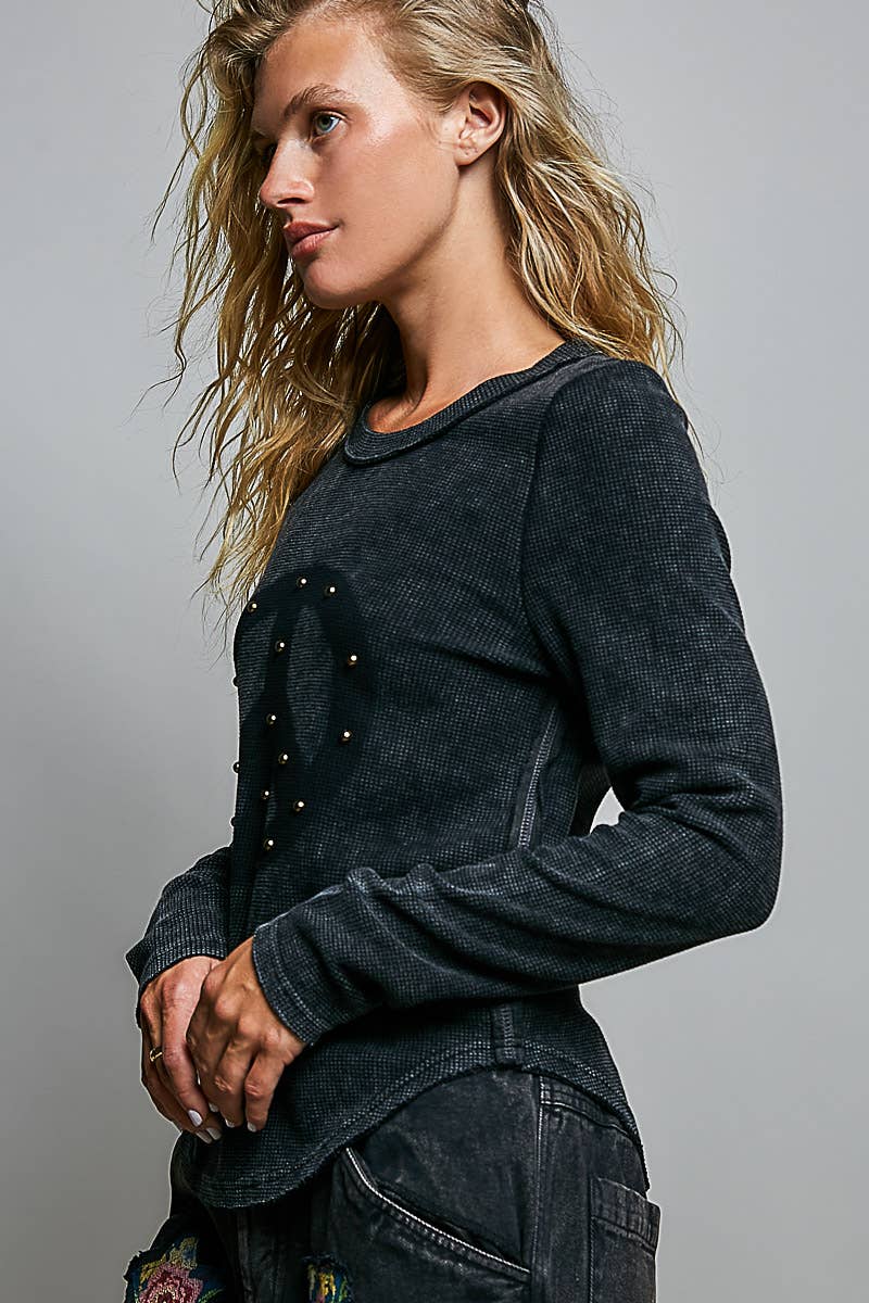 Vintage Washing Solid Peace Stud Outseam Thermal Knit Top