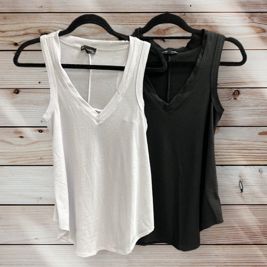 ALYSSA THOMAS RIBBED SWING TANK IN BLACK AND WHITE