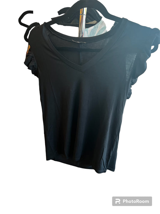 BLACK VNECK RUFFLE TANK