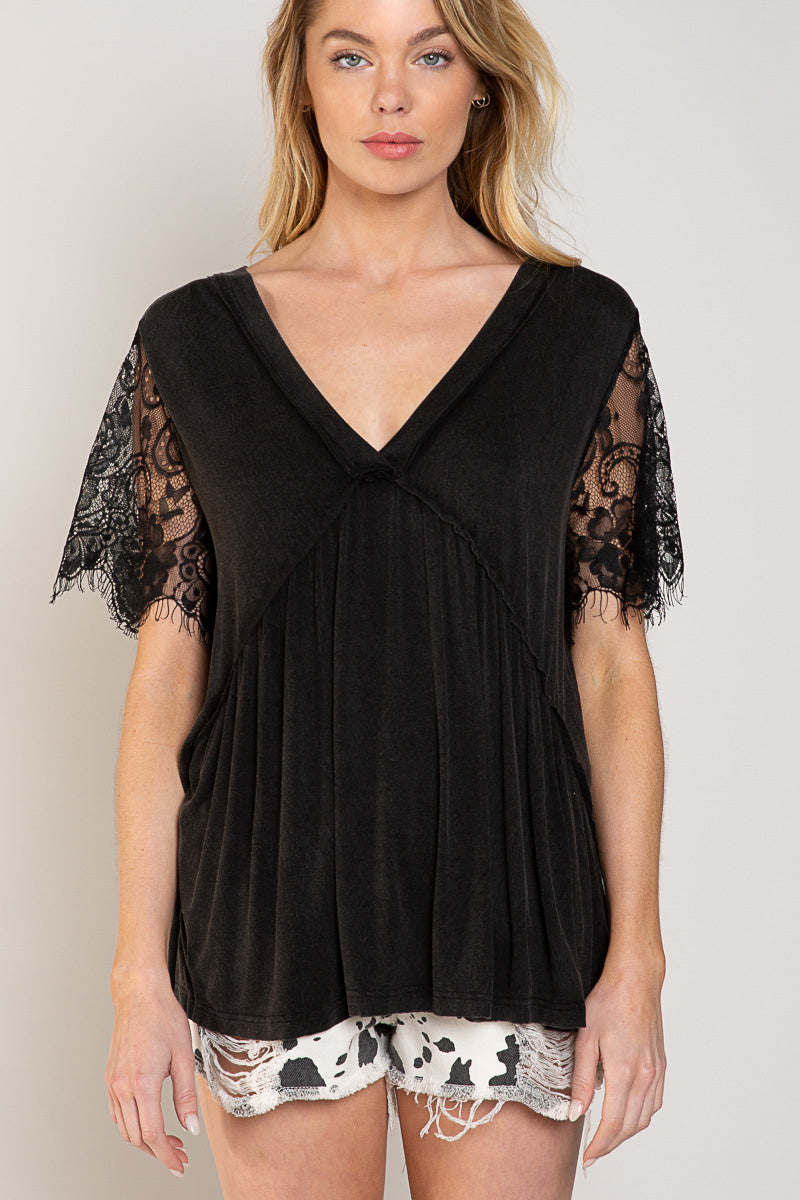 LACE SLEEVES VNECK TOP IN BLACK AND OFF WHITE