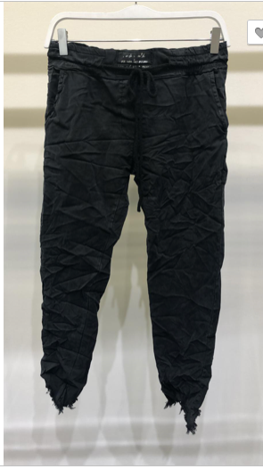 SILICONE WASHED PANTS WITH BACK POCKET STAR PRINT IN BLACK AND BEIGE