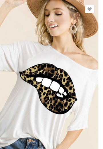 LIPS ANIMAL PRINT TSHIRT