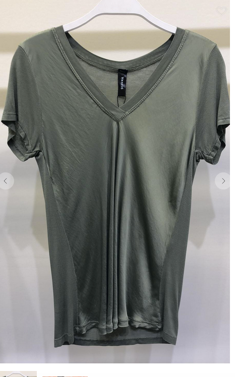 SILK VISCOSE V NECK TEE IN GREEN OR WHITE