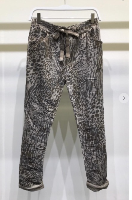 SUEDE ANIMAL HYBRID PRINT CRINKLE JOGGER