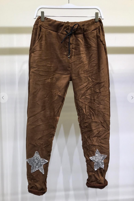 SUEDE SEQUIN STAR PATCH CRINKLE JOGGER  IN BLACK AND COGNAC