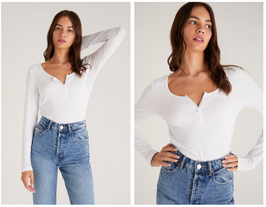 Z SUPPLY CAIT RIB HENEY TOP IN WHITE