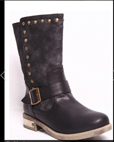 BLACK BOOT WITH GOLD STUDS FINAL SALE NO RETURNS