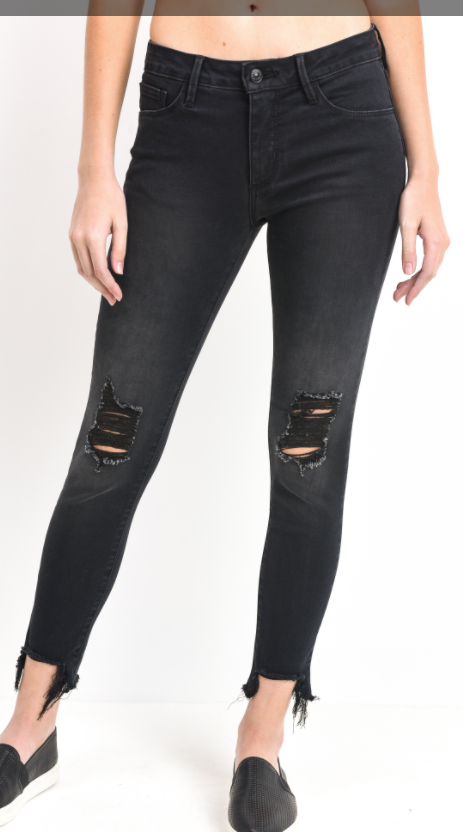JUST BLACK DISTRESSED FRAY HEM SKINNY IN BLACK